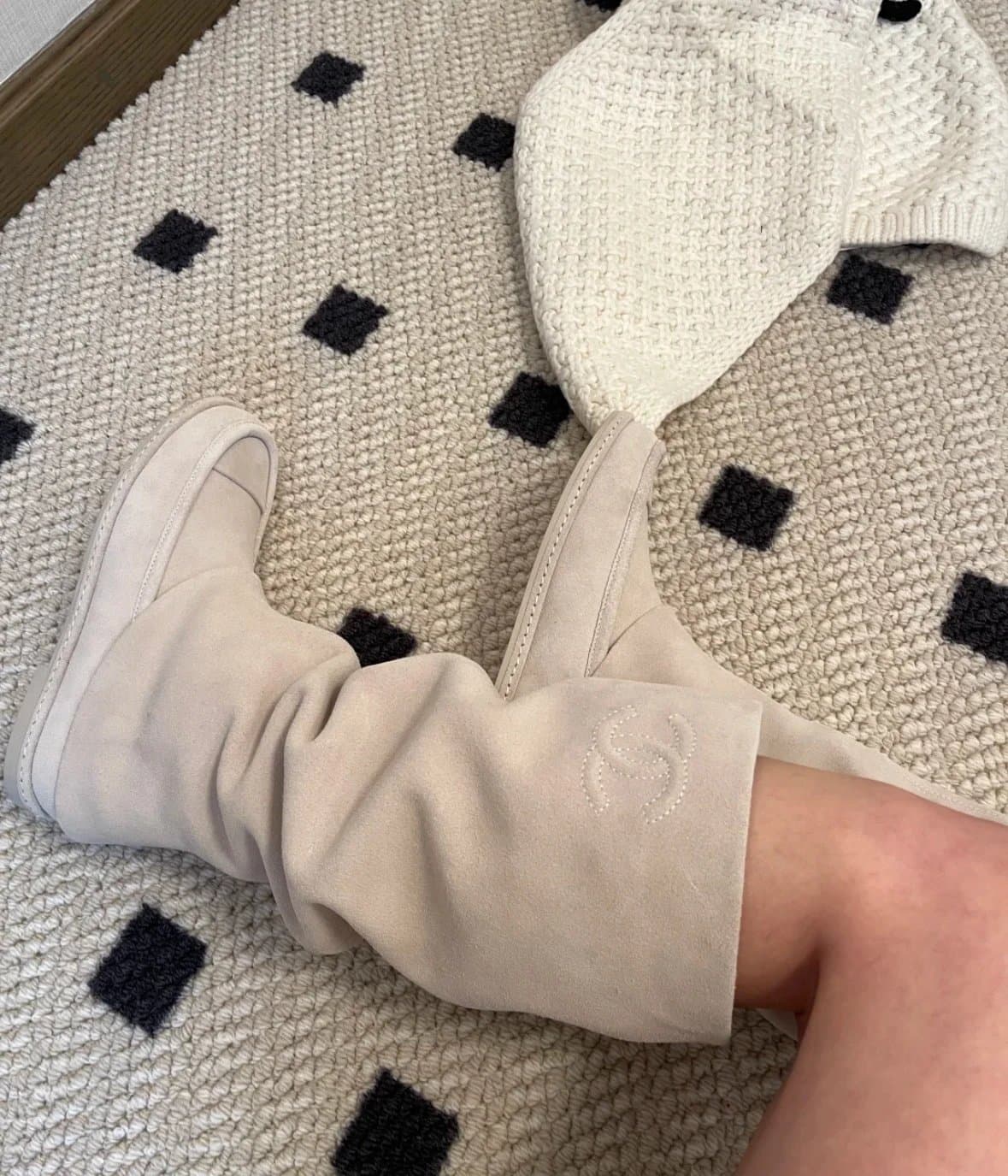 Chanel Suede Knee-High Boots, Double C Logo, Soft Lambskin Lining, Fall/Winter 1