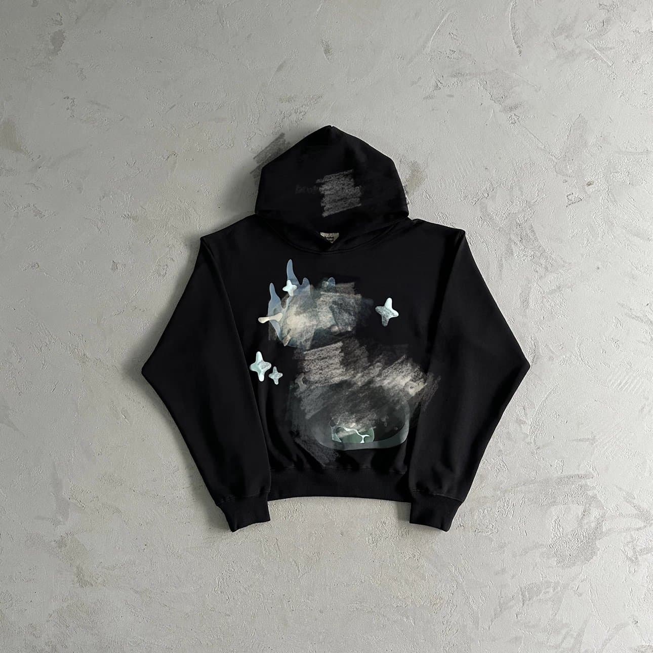 Black Artistic Brushstroke Graphic Hoodie, Relaxed Cropped Pullover for Streetwear 1