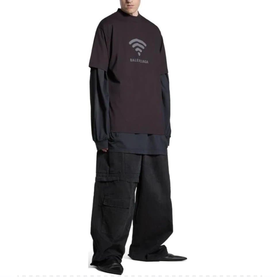 Balenciaga WiFi Graphic Oversized Cotton T-Shirt, Unisex Streetwear, Black 1